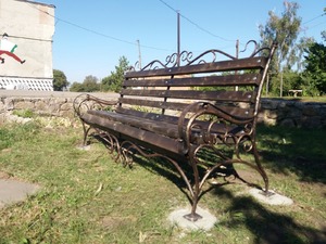 Металлическая скамейка садовая 