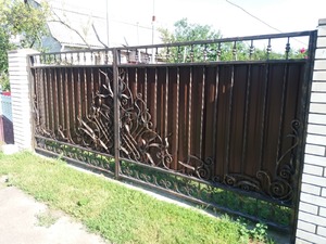 Ворота металлические 4500грн м2