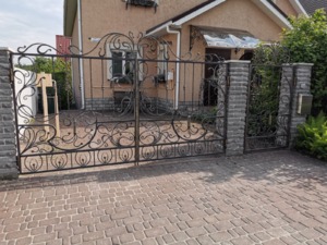 Садовые металлические врота 8200грн м2