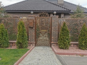 садова кована хвіртка