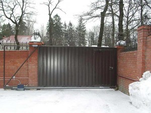 Откатные ворота с калиткой 27000грн 1800х3500 с монтажом