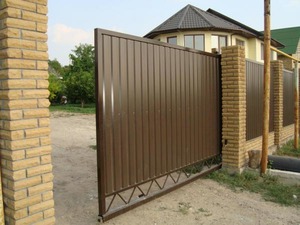 Откатные ворота металические с профлистом 27000грн 1800х3500